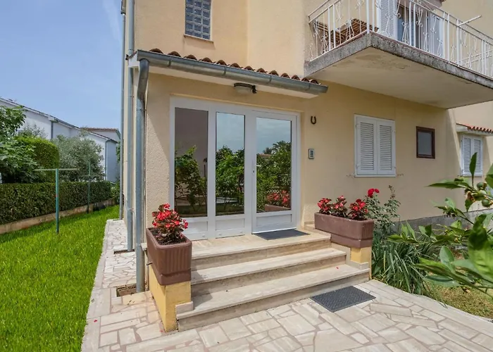 Apartment Daria-4 By Interhome